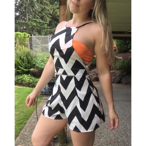 Flirty Open Back Boho Crop Jumpsuit Playsuit Set - Picture 4 of 8